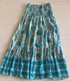 Made in Italy Summer Tropical Tiered Smocked Waist Midi Skirt Gigi Moda One Siz